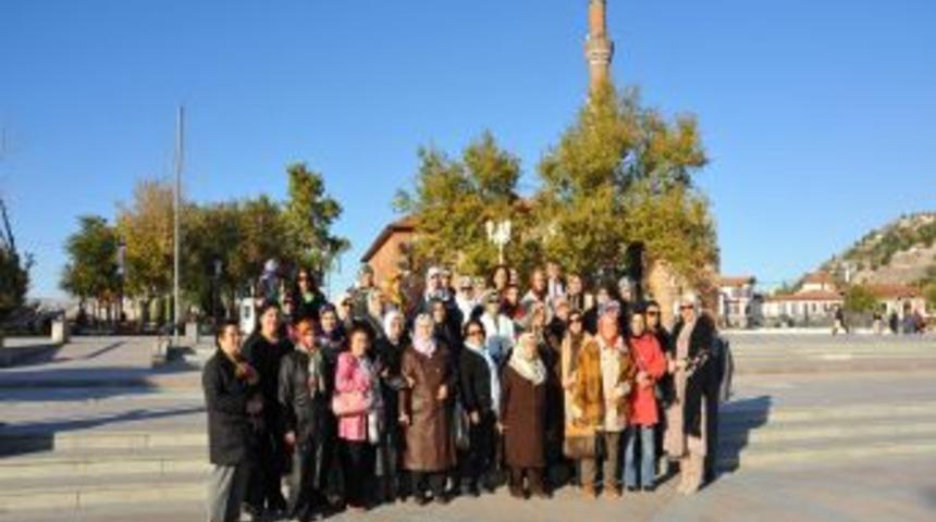 Mevlana diyarından Hacı Bayram'a k&uuml;lt&uuml;r k&ouml;pr&uuml;s&uuml;