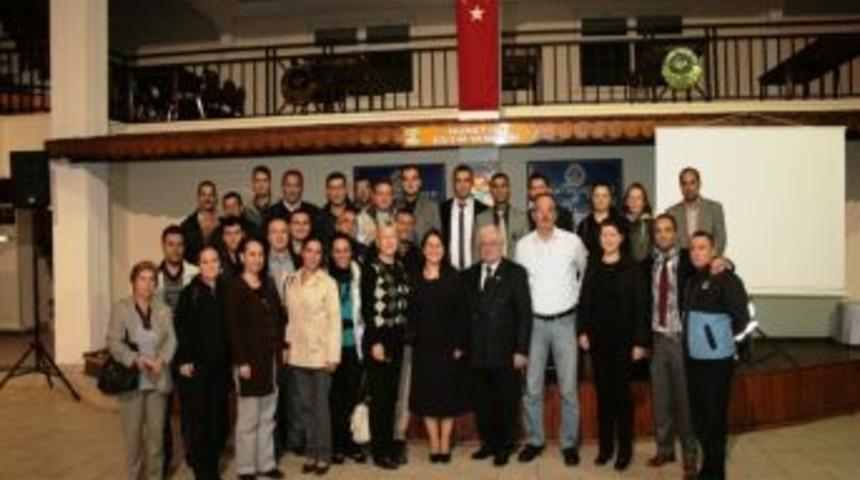 Ak&ccedil;ay belediye personeline hizmet i&ccedil;i eğitim semineri