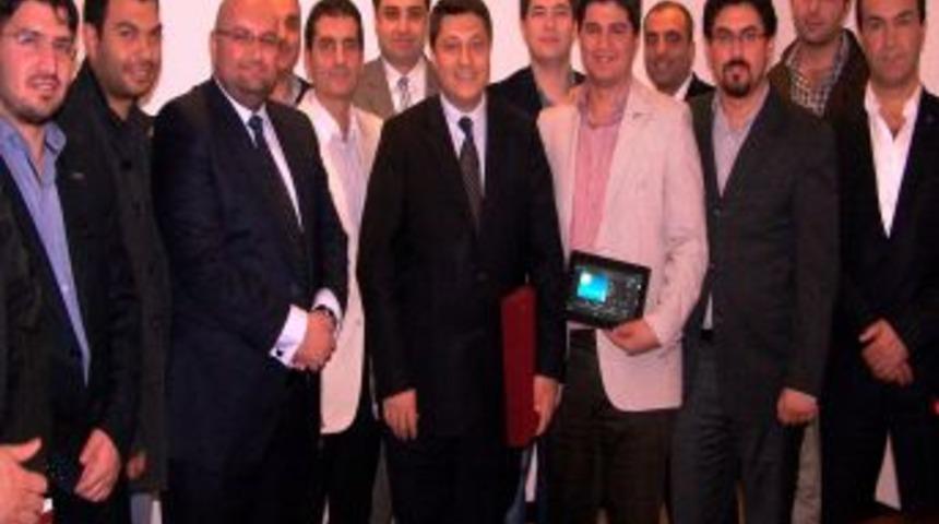 "Komşular teknolojiyi T&uuml;rkiye'den takip ediyor"