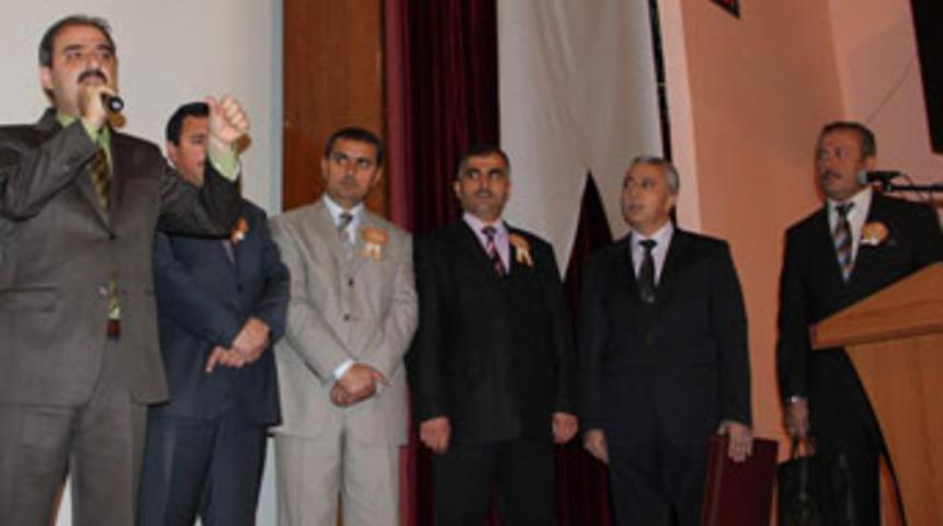 Başkandan din g&ouml;revlilerine hediye