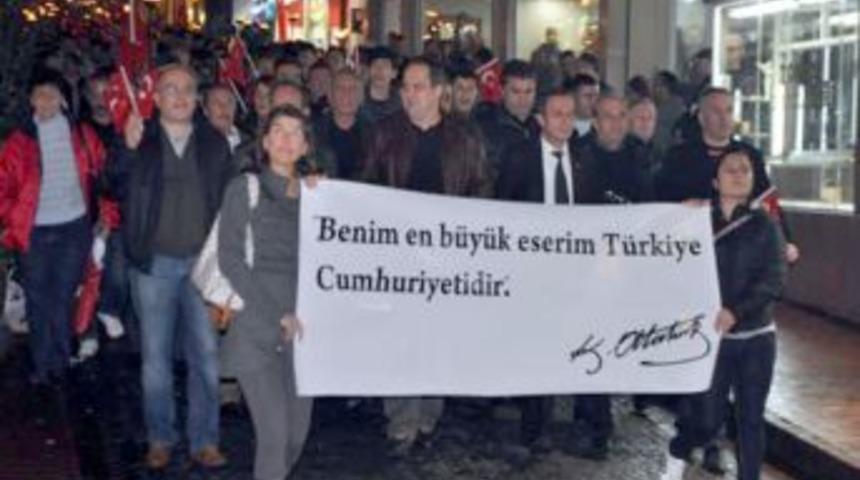 Giresun'da fener alayı