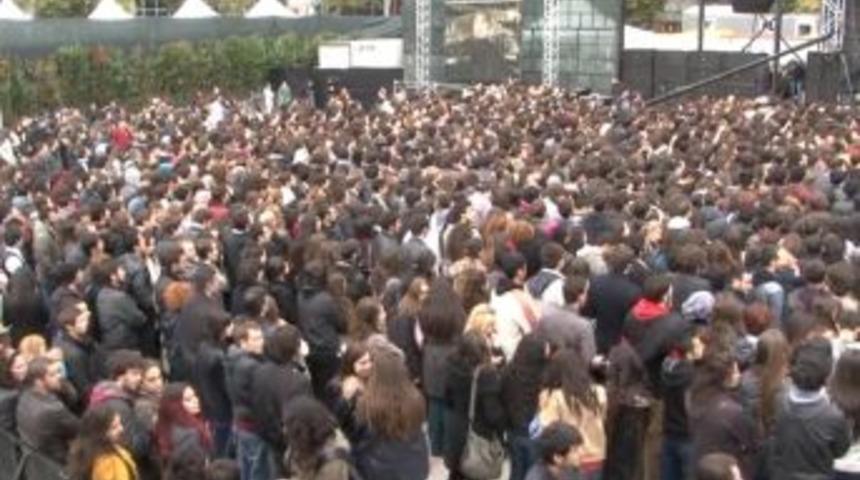 Rock m&uuml;zisyenleri Van i&ccedil;in tek y&uuml;rek oldu