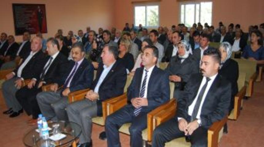 AK Parti'de il&ccedil;e kongreleri yapılıyor