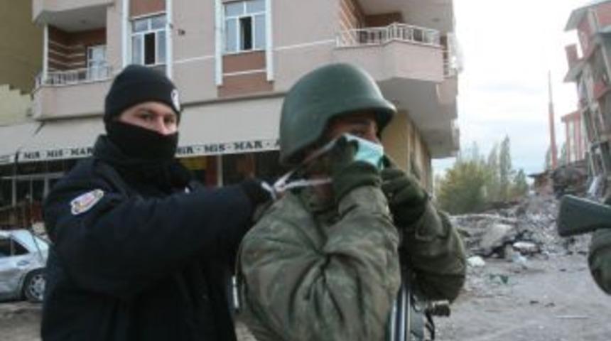 Er&ccedil;iş&rsquo;te polis asker dayanışması