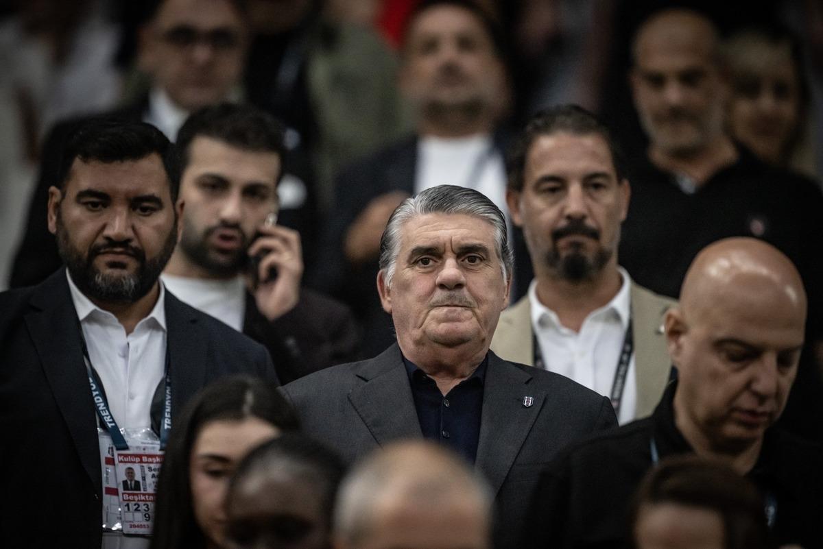 Beşiktaş ta Serdal Adalı dan TFF ye çağrı: "2 hafta ligler ertelensin" 1