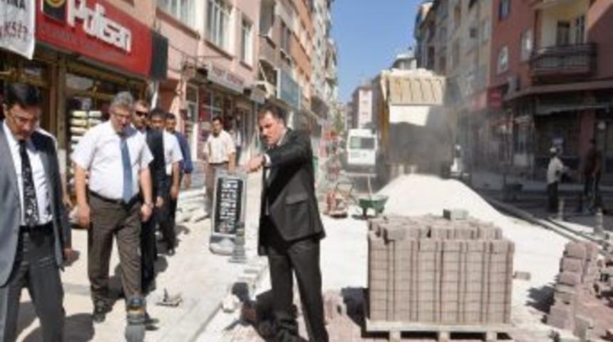 Malatya'da Aslantepe Caddesi yenileniyor