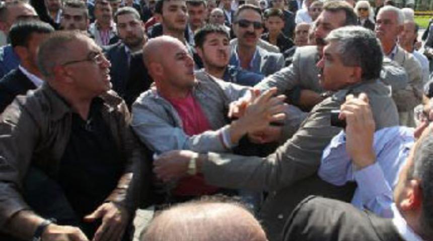 Evren'e küfür kavgası