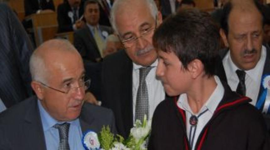 TBMM Başkanı Çiçek:Tüfek menzilinde anayasa yapılamaz