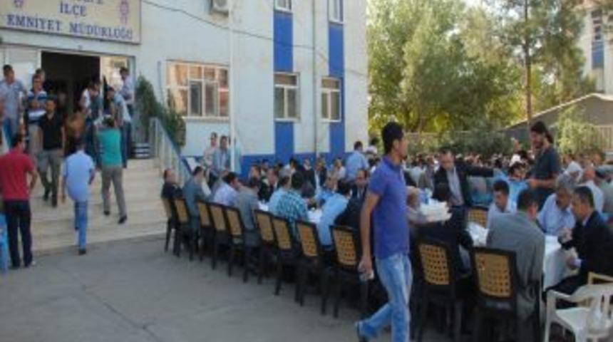 Kızıltepeliler şehit polisler i&ccedil;in okutulan mevlide akın etti