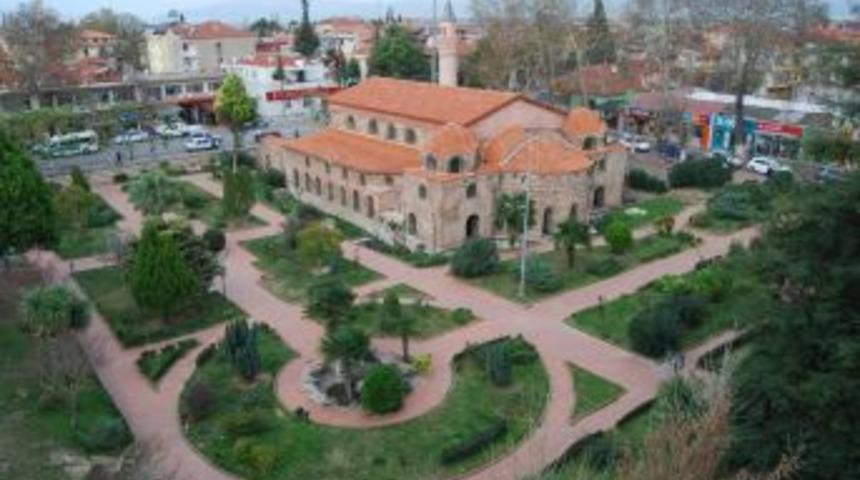 İznik Ayasofya ibadete a&ccedil;ılıyor