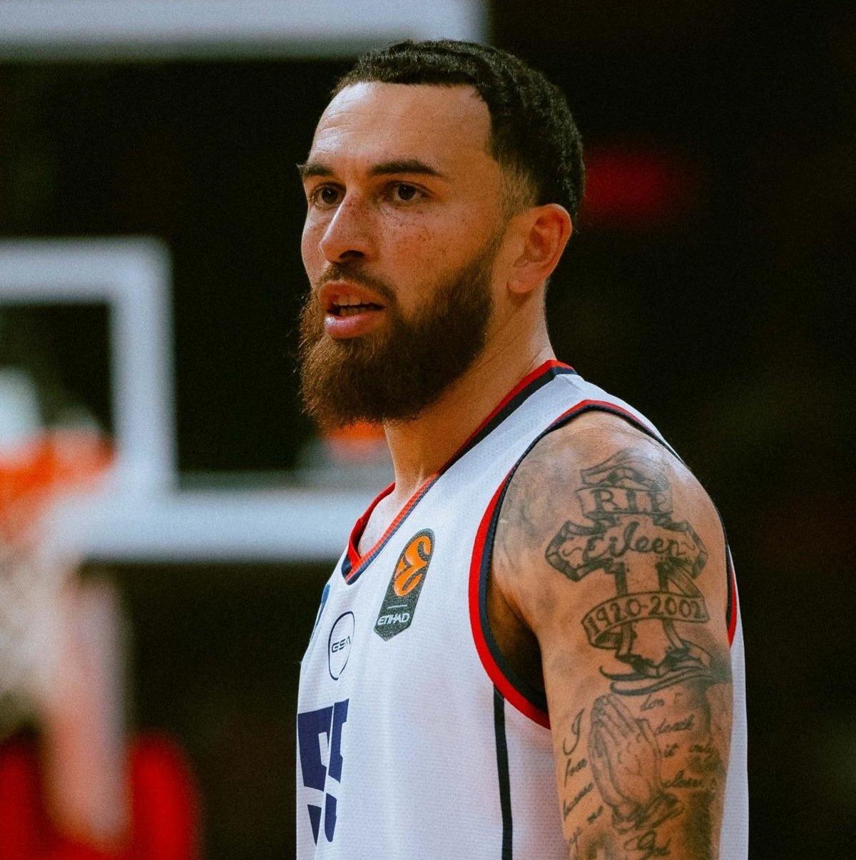 Anadolu Efes in yıldızı Mike James sezonu kapattı! 2