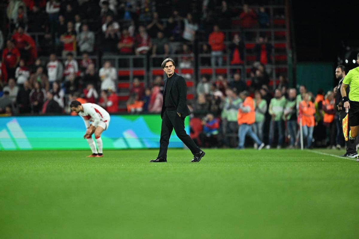 Montella dan istifa tezah&uuml;ratlarına yanıt! "Kulak asmak istemiyorum" 3