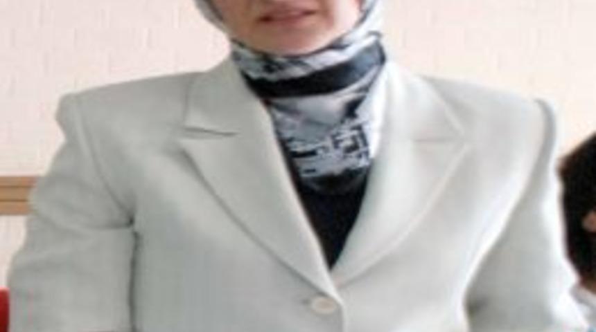 AK Partili kadınlar Van i&ccedil;in seferber oldu