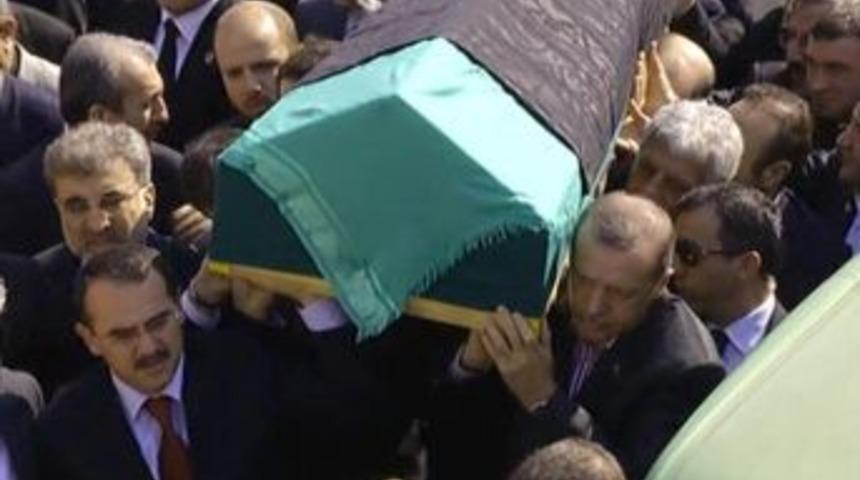 Tenzile Erdoğan'ın cenazesi Fatih Camii'nde