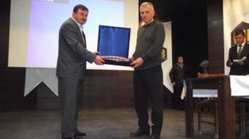 Gediz'de yapı malzemeleri konferansı d&uuml;zenlendi