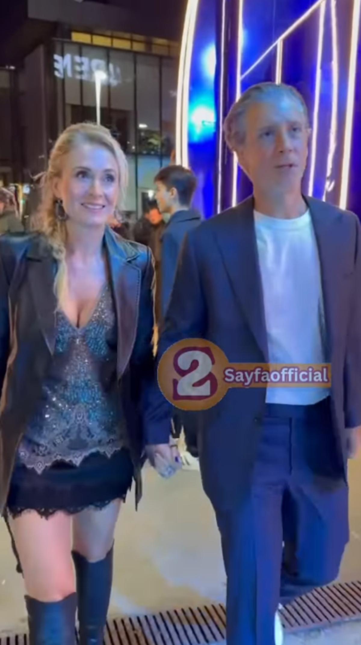 Sessiz sedasız evlenmişti! Ceyda Düvenci eşiyle davette görüntülendi! Gençleşmiş resmen 2