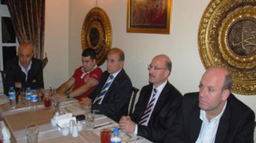 Tekstilci, makineleri &ccedil;alıştırmaya eleman bulamıyor