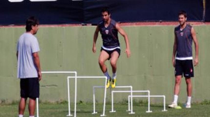 Adanaspor'da kaleciler g&ouml;z dolduruyor