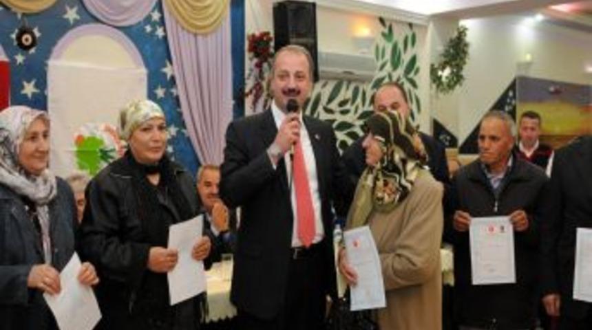 Mutlu Mahallesi'nde hak sahipleri tapularına kavuştu