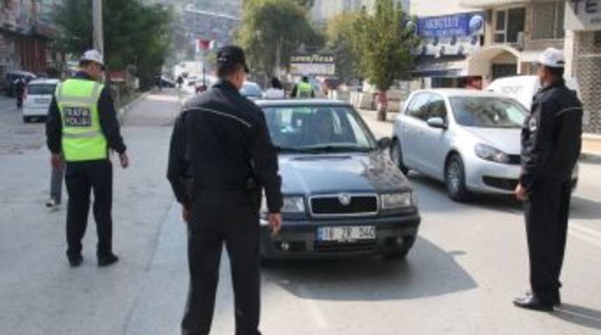 Polis Gemlik&rsquo;te kuş u&ccedil;urtmuyor