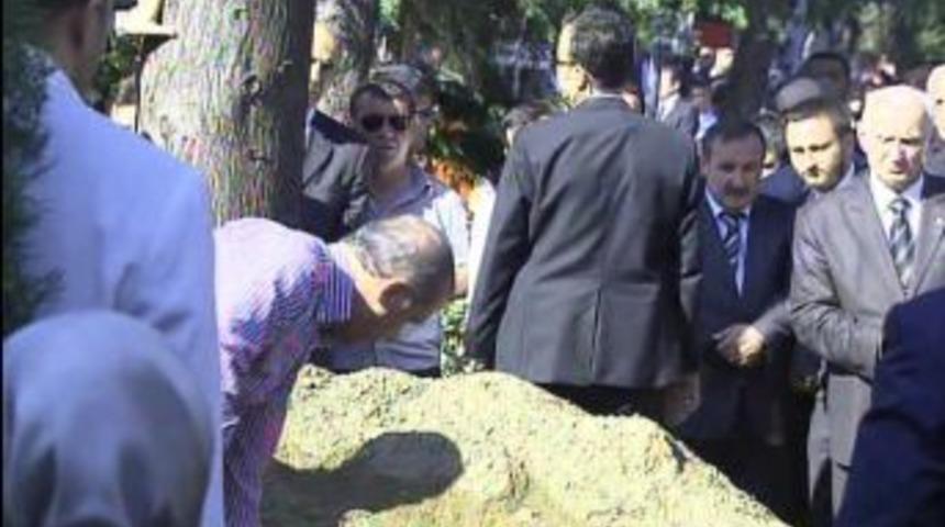 Tenzile Erdoğan toprağa verildi