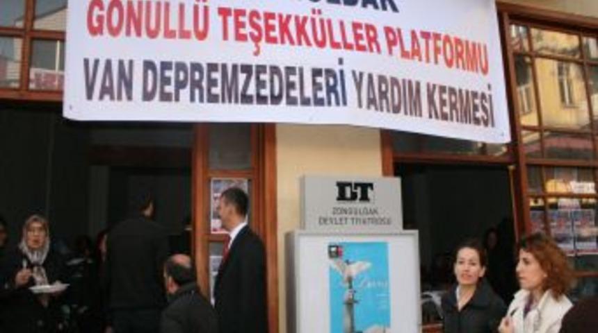Zonguldak'ta Vanlı depremzedeler i&ccedil;in kermes d&uuml;zenlendi