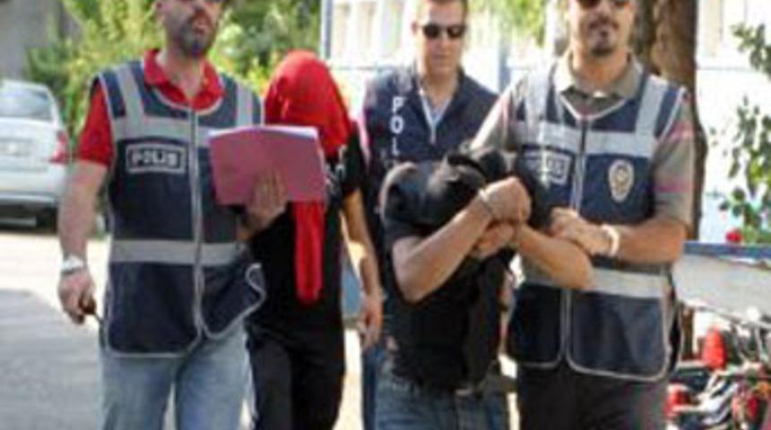 Kızkardeşini erkeklere satan abla tutuklandı