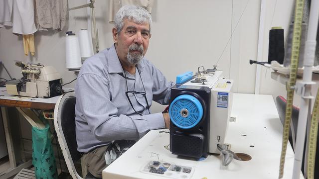 Böylesi kimsenin aklına gelmez! Duvarı delip kasaya ulaştılar ama...