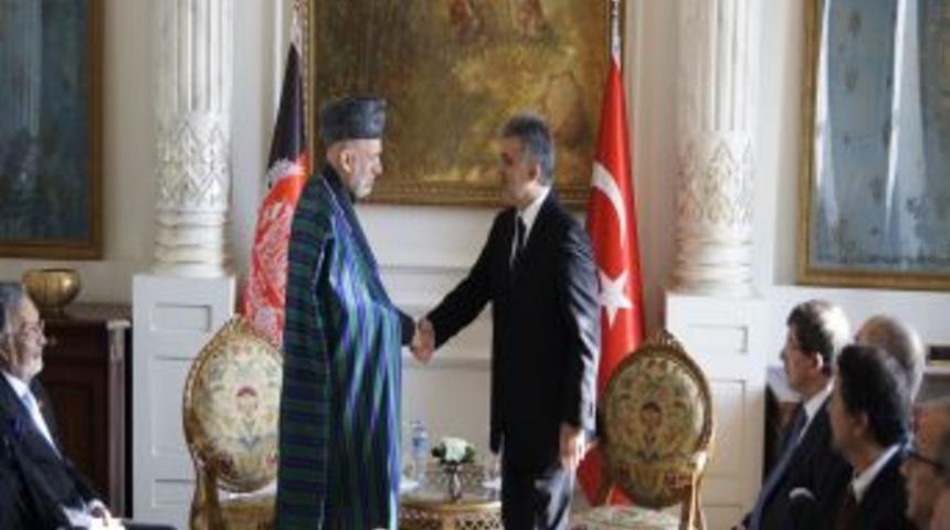 Cumhurbaşkanı G&uuml;l, Hamid Karzai ile bir araya geldi
