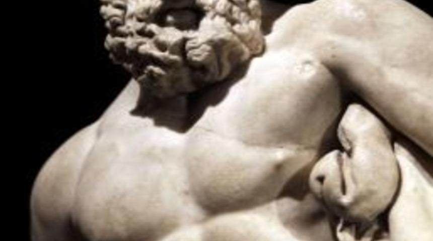 Yorgun Herakles heykeli ziyarete a&ccedil;ıldı