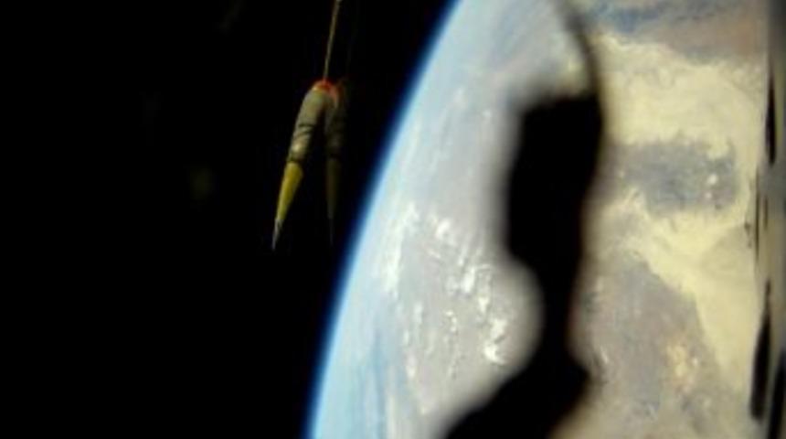 90 saniyede uzaya &ccedil;ıkan roketten yery&uuml;z&uuml;n&uuml; g&ouml;r&uuml;nt&uuml;lediler