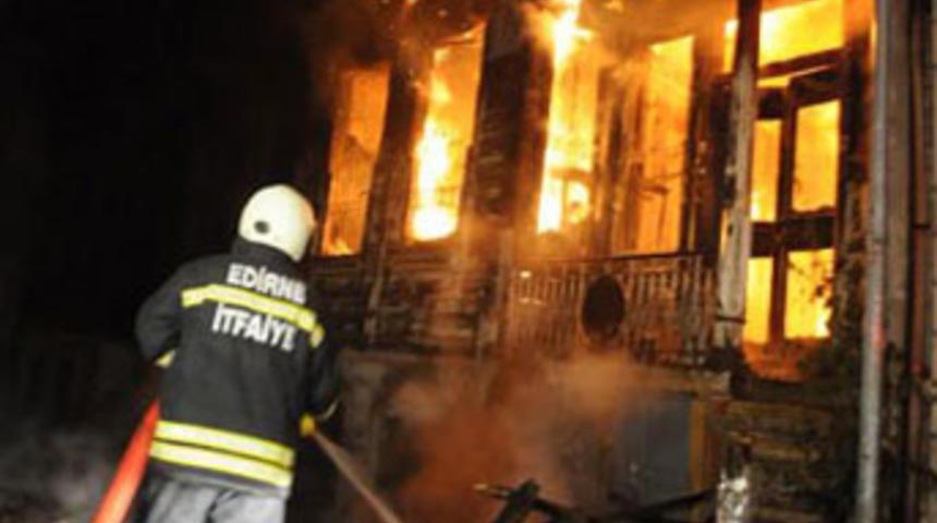 Hayvanları kurtarayım derken canından oldu