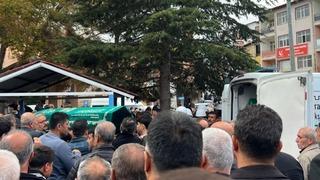 Kazada hayatını kaybeden 2 kişi son yolculuğuna uğurlandı