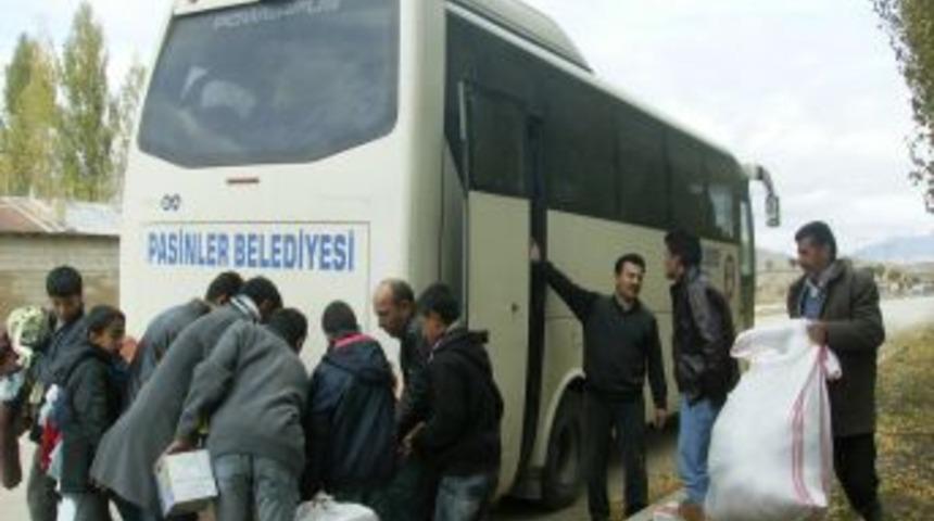 Pasinlerden Ercişli depremzedelere yardım eli