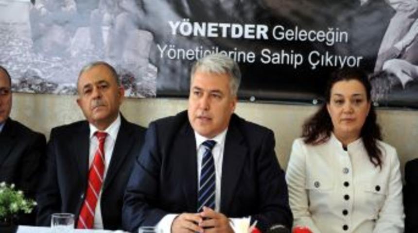 Depremzede &ouml;ğrencilere burs m&uuml;jdesi