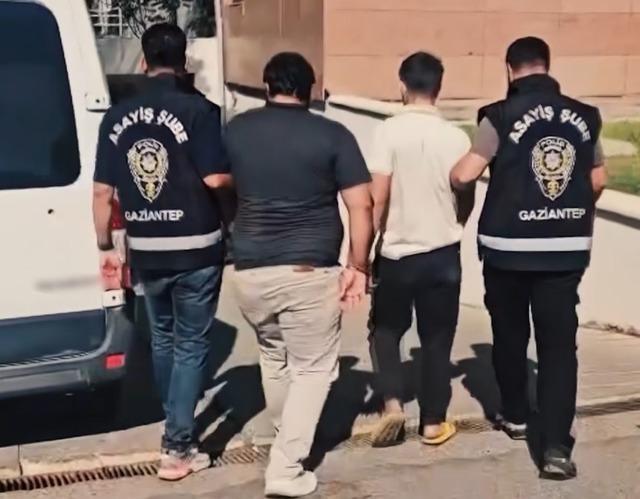 Gaziantep&rsquo;te aranan şahıslar operasyonunda 155 ş&uuml;pheli yakalandı 3