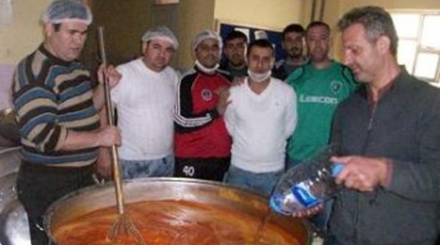 Van&rsquo;a 48 bin kişilik sıcak yemek