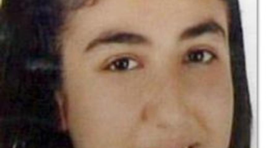 Gen&ccedil; kızın mezarına gelinlik, nişanlısına da damatlık giydirildi