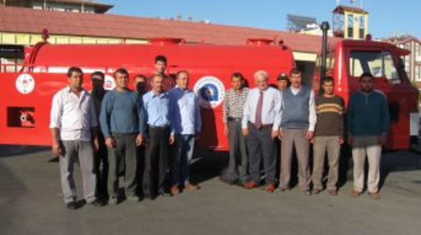 K&ouml;yl&uuml;ler g&ouml;n&uuml;ll&uuml; itfaiyeci oldu