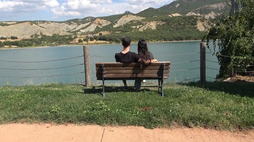 Munzur, sonbaharla birlikte sessizliğe b&uuml;r&uuml;nd&uuml;