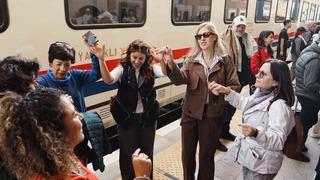 Turistik Karaelmas Ekspresi yolcularını Madenci Korosu coşkuyla karşıladı