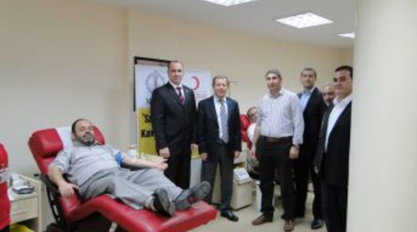 Van'a g&uuml;nl&uuml;k bin 200 &uuml;nite kan Ege'den gitti