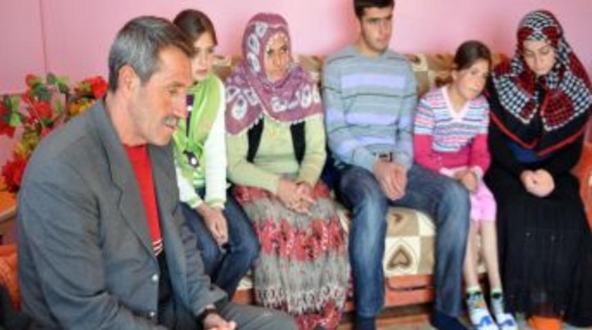 Depremzede aile, Malatya'da sıcak yuvaya kavuştu