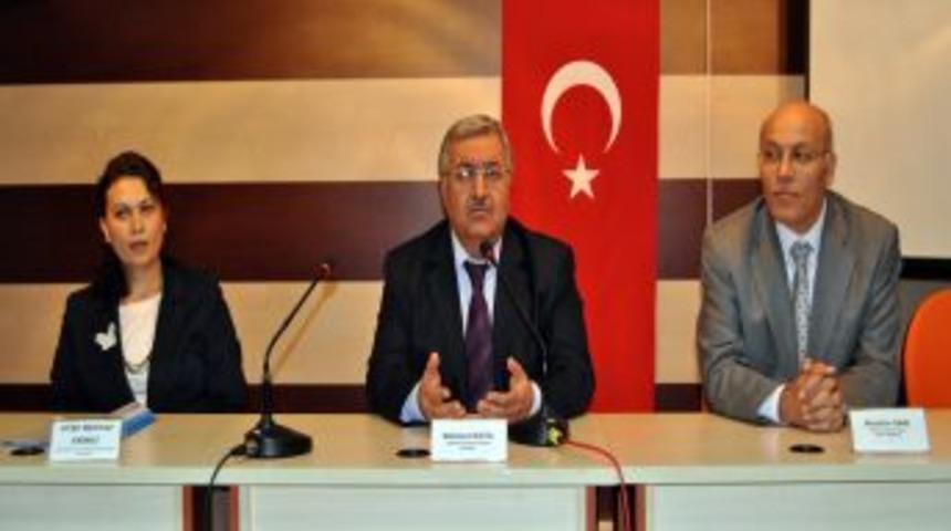 UİB, dış ticarette eğitimli uzman yetiştiriyor