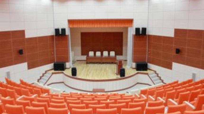 G&uuml;m&uuml;şhane &Uuml;niversitesi'nde sinema salonu kuruldu