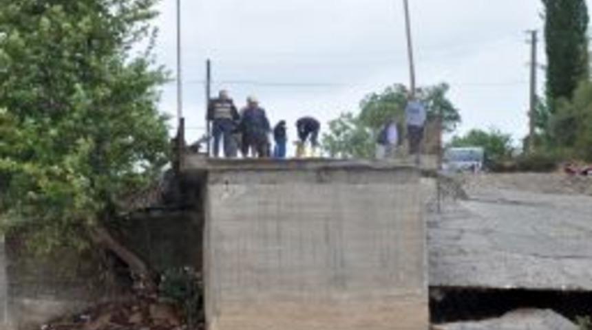 Antalya'da bir kişinin cesedine ulaşıldı