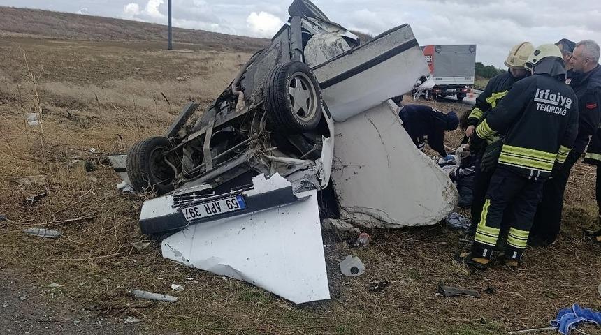 Muratlı - Tekirdağ yolunda feci kaza: 1 &ouml;l&uuml;, 3 yaralı