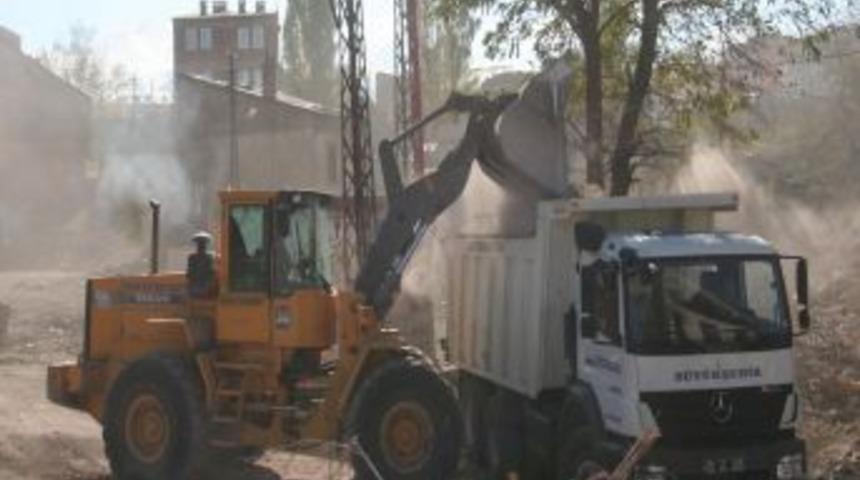 K&uuml;&ccedil;&uuml;kler: Erzurum'un geleceğini inşa ediyoruz