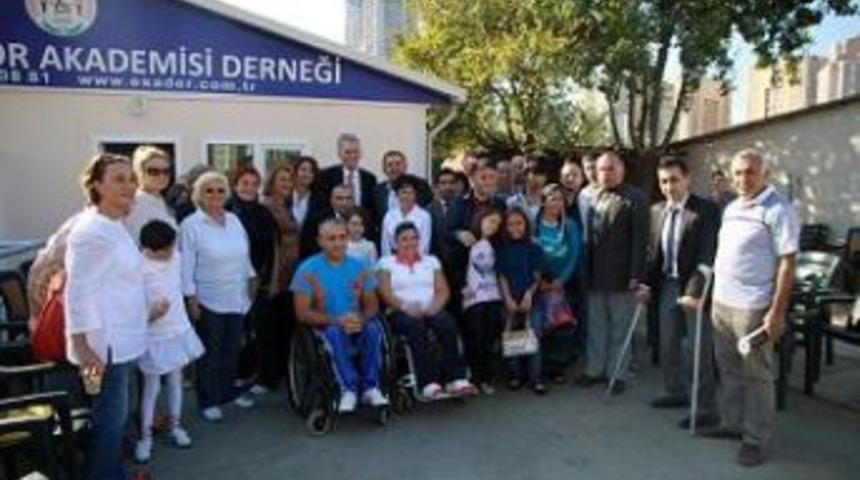 ESADER Ataşehir&rsquo;de a&ccedil;ıldı