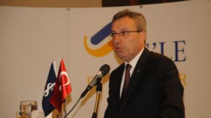 İş Bankası Van'da 300 kişilik &ouml;ğrenci yurdu yaptıracak